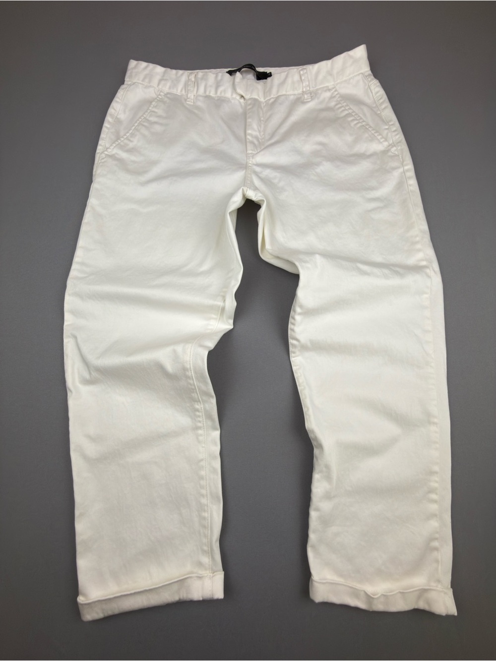 Calvin Klein White Women's Capris - Casual Drawstring Waist
